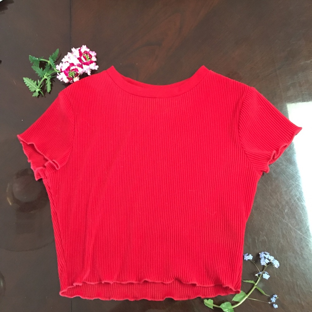 Red Cropped T-Shirt (S)